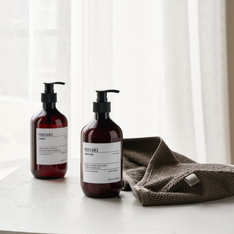Hárnæring Pure basic 490ml
