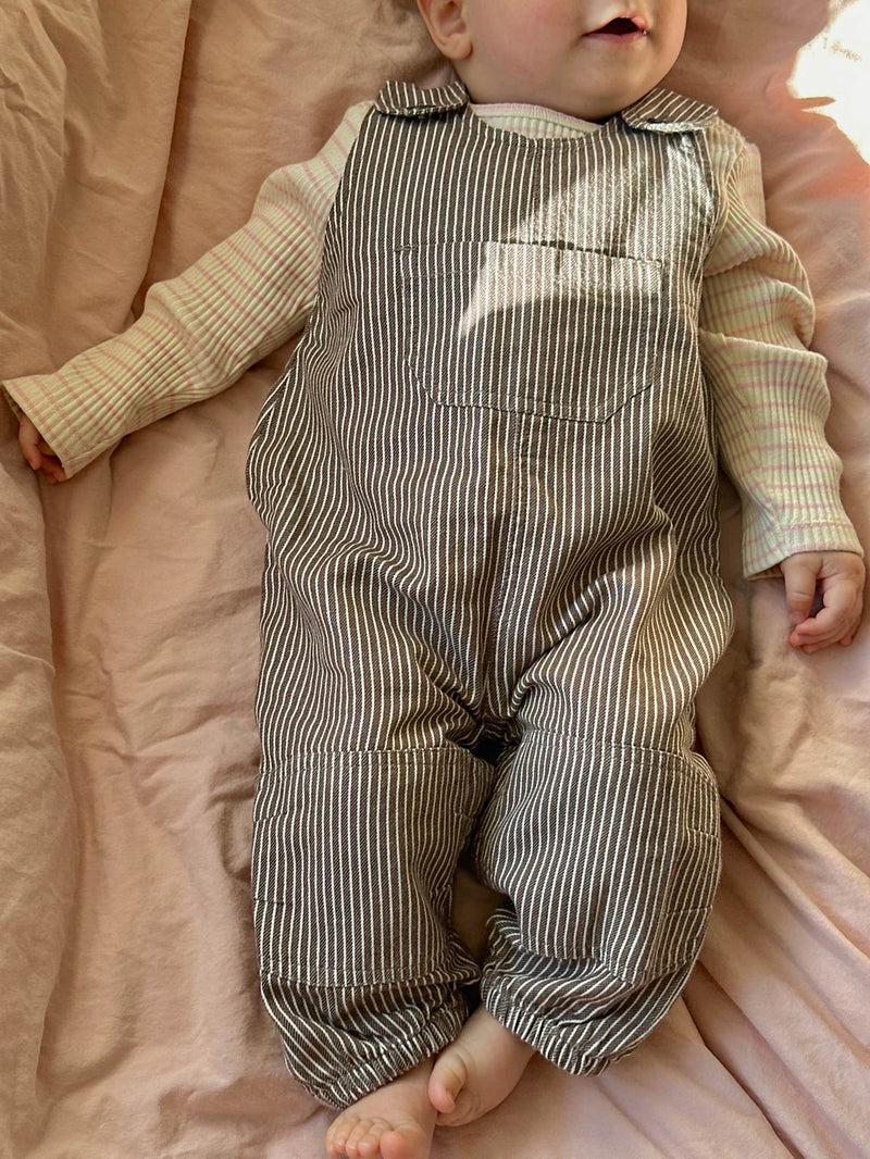 Smekkbuxur Milkboy brúnar
