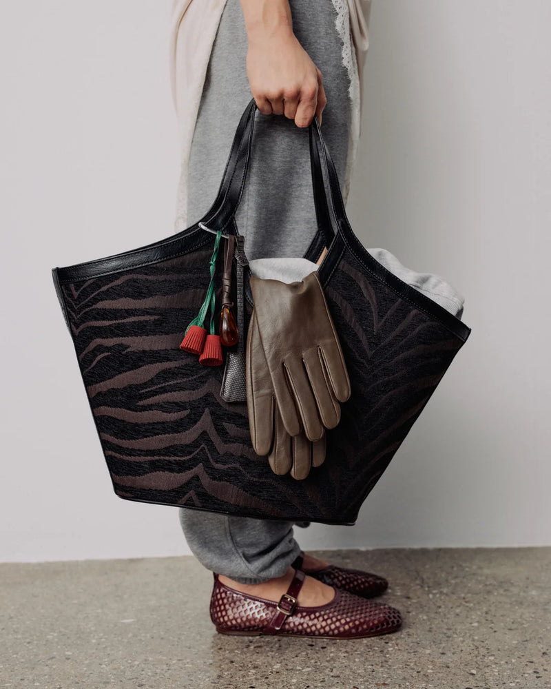 Taska Zebra Work