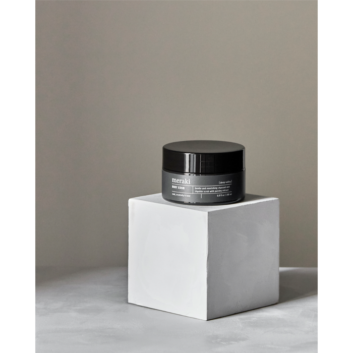 Skrúbbur líkami Deep valley