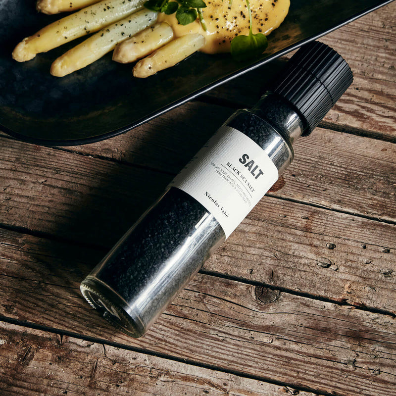 Salt svart